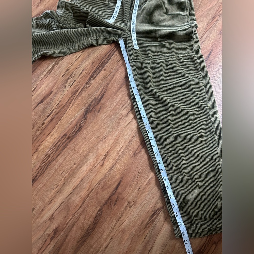 Free People We The Free Roscoe Cord Pull On Pants Color Bermuda Size XS - Picture 12 of 13